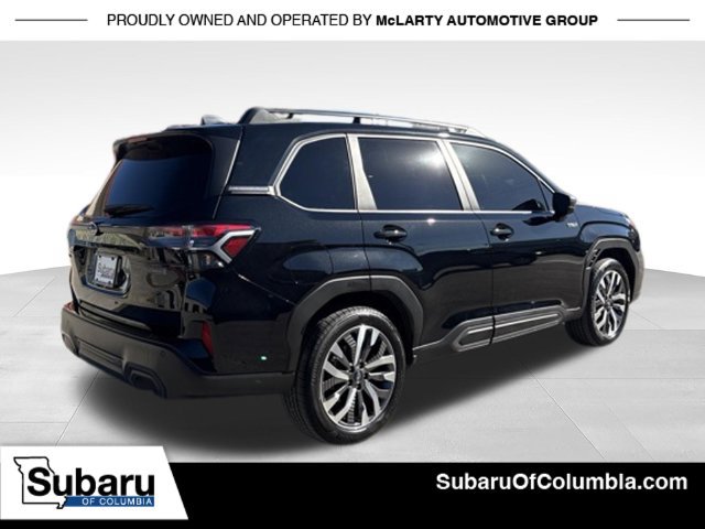 Used 2025 Subaru Forester Limited AWD/4WD image 7