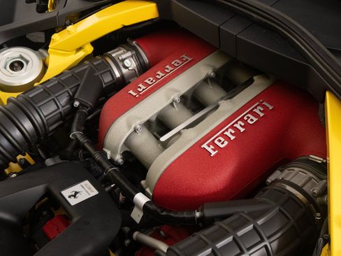 Certified 2025 Ferrari Purosangue AWD/4WD image 39