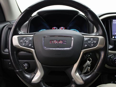 Used 2021 GMC Canyon Denali image 35