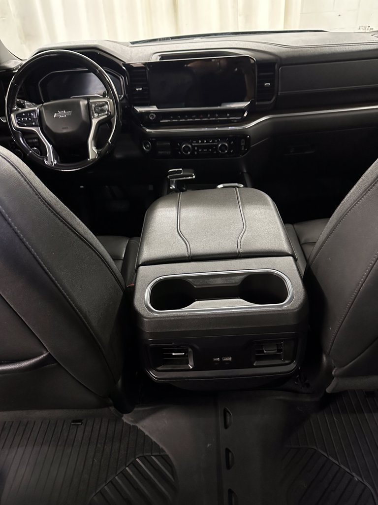 Used 2023 Chevrolet Silverado 1500 RST AWD/4WD image 24