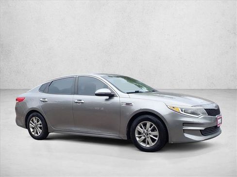 Used 2016 Kia Optima LX FWD image 6