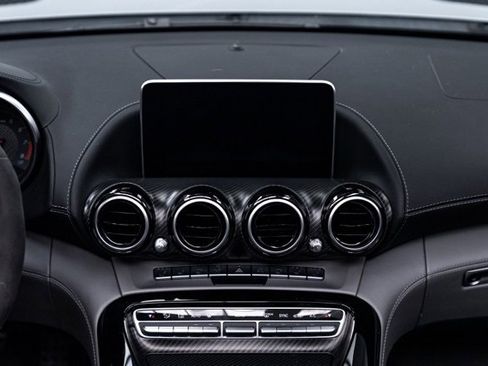 Used 2018 Mercedes-Benz AMG GT C image 16