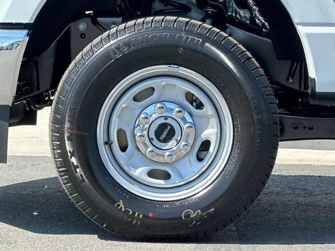 New 2026 Ford F250 XL w/ XL Chrome Package AWD/4WD image 20