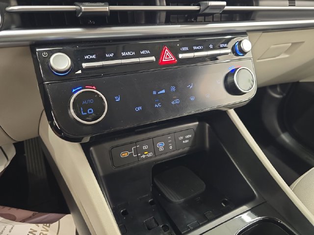 Used 2025 Hyundai Tucson SEL AWD/4WD image 24