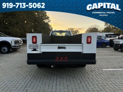 New 2024 Ford F550 4x4 Regular Cab Super Duty image 7