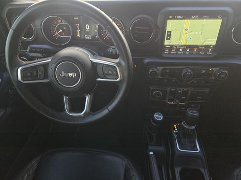 Used 2021 Jeep Wrangler Unlimited Sahara image 28