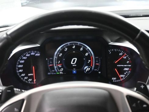 Used 2017 Chevrolet Corvette Stingray Convertible w/ 1LT RWD image 12