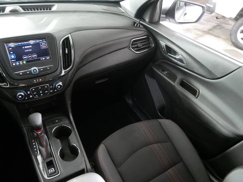 Certified 2024 Chevrolet Equinox RS image 11