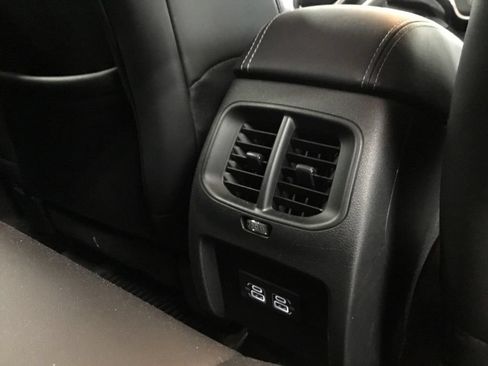 Used 2021 Jeep Cherokee Latitude Lux AWD/4WD image 19