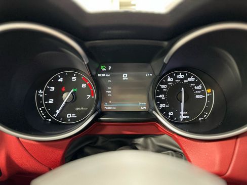 Used 2020 Alfa Romeo Stelvio Ti w/ Nero Edizione AWD/4WD image 23
