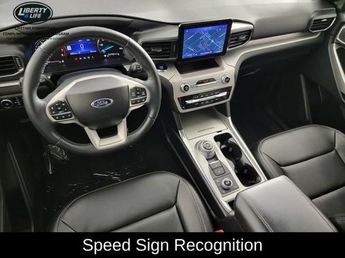 Certified 2024 Ford Explorer XLT w/ Equipment Group 202A AWD/4WD image 34