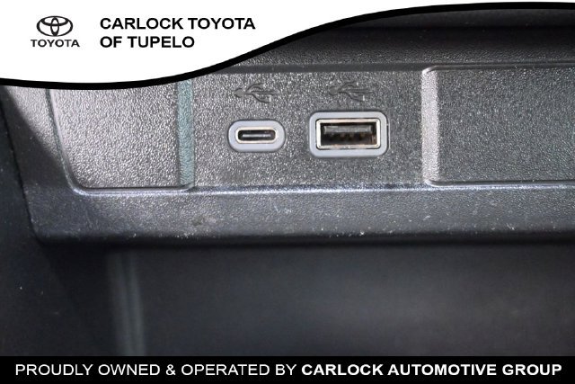 Used 2025 Chevrolet Colorado Trail Boss w/ Midnight Edition AWD/4WD image 32