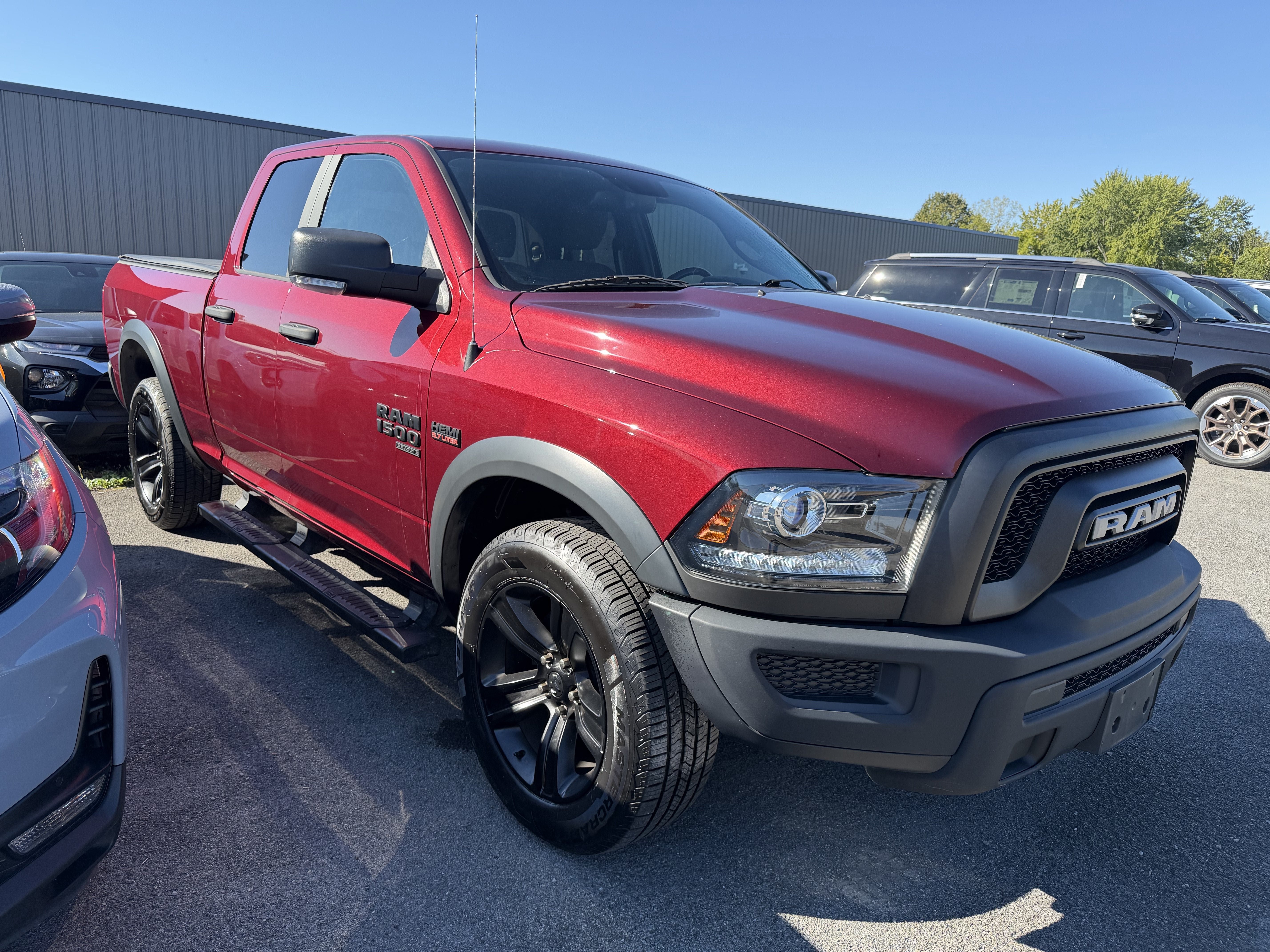 Used 2021 RAM 1500 Warlock w/ Luxury Group AWD/4WD image 2