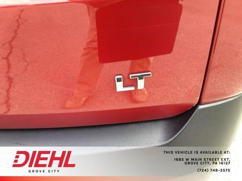Used 2020 Chevrolet Traverse LT w/ Driver Confidence II Package AWD/4WD image 13