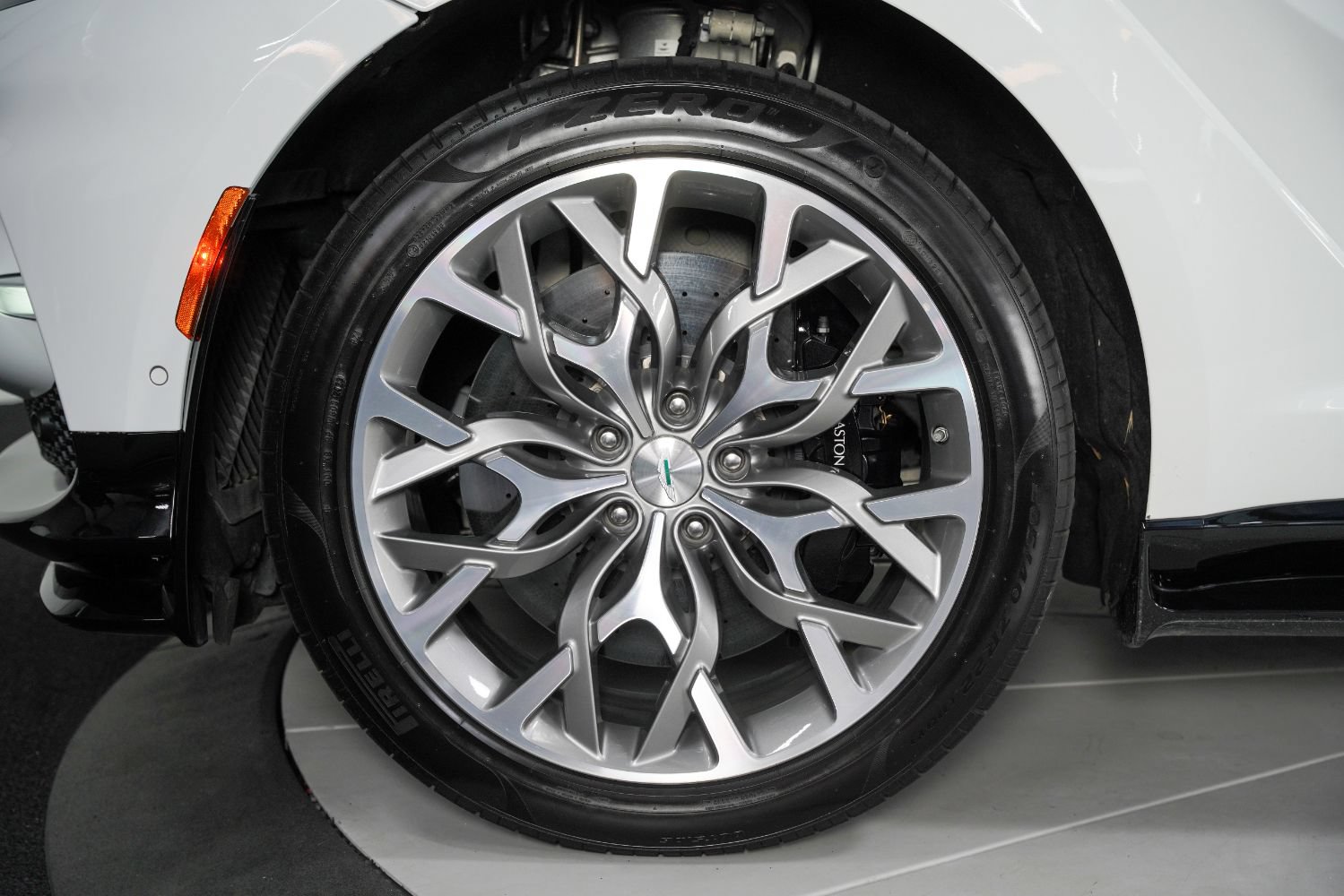 Used 2023 Aston Martin DBX 707 AWD/4WD image 17
