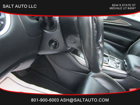 Used 2019 INFINITI QX60 Pure image 16