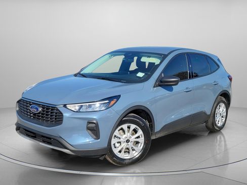 New 2026 Ford Escape Active image 2