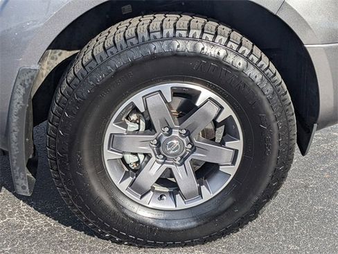 Used 2021 Nissan Frontier PRO-4X w/ Pro-4x Utility Package image 8