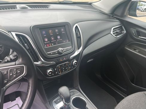 Used 2024 Chevrolet Equinox LT AWD/4WD image 17