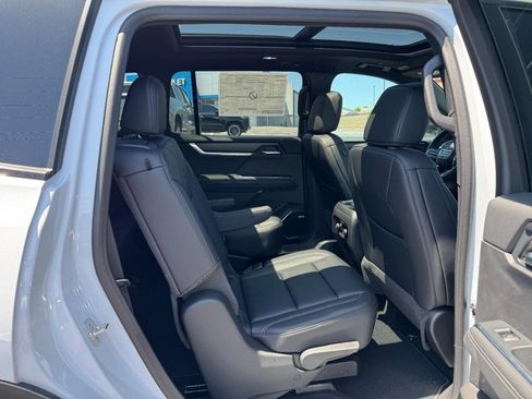 New 2026 GMC Acadia Elevation w/ Black Edition AWD/4WD image 23