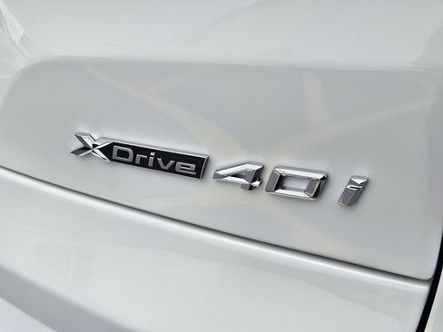 New 2026 BMW X5 xDrive40i w/ M Sport Package AWD/4WD image 6