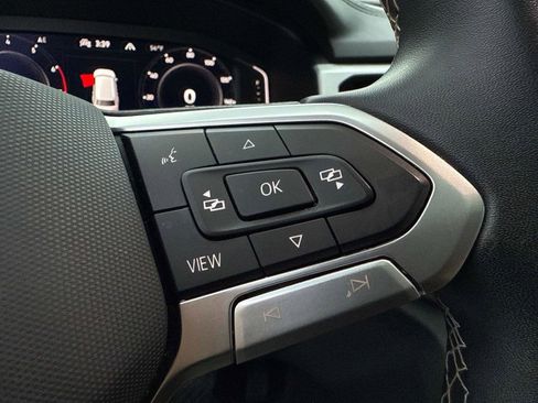 Used 2022 Volkswagen Atlas SE image 26