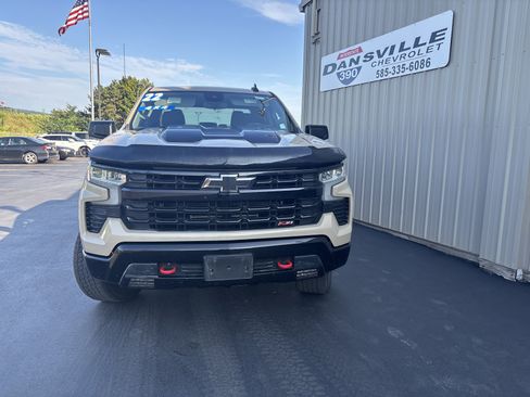 Used 2022 Chevrolet Silverado 1500 LT Trail Boss AWD/4WD image 1