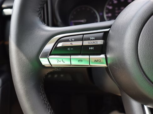 Used 2025 MAZDA CX-50 AWD 2.5 Hybrid w/ Premium Pkg image 15