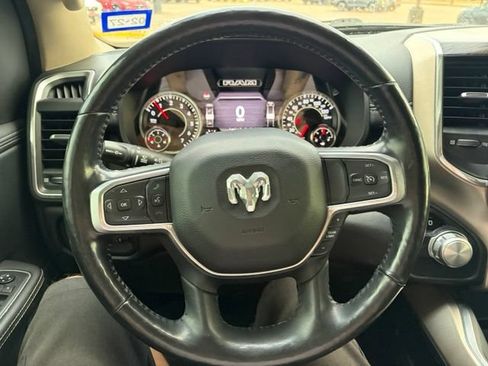 Used 2020 RAM 1500 Laramie RWD image 11