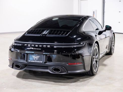 Used 2025 Porsche 911 Carrera RWD image 9