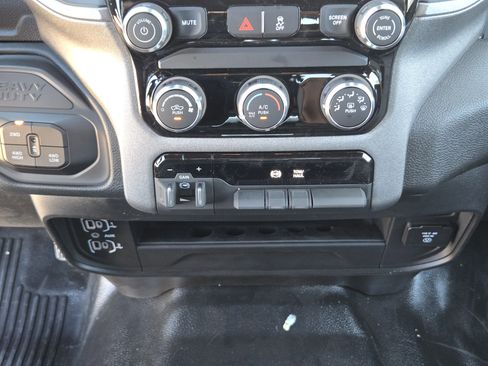 New 2025 RAM 2500 Tradesman w/ Chrome Appearance Group image 16