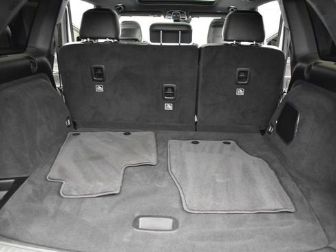 Used 2023 Jeep Grand Cherokee Overland w/ Adv Protech Group III AWD/4WD image 7