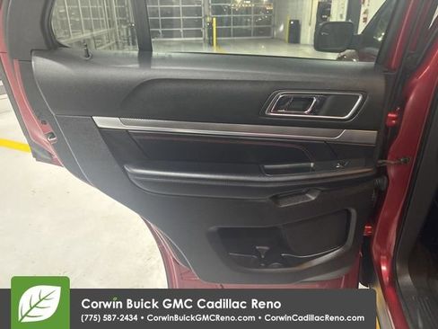 Used 2017 Ford Explorer Sport image 26
