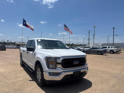 Used 2023 Ford F150 XLT w/ Equipment Group 301A Mid RWD image 2
