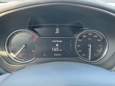 Used 2021 Cadillac XT4 Premium Luxury FWD image 9