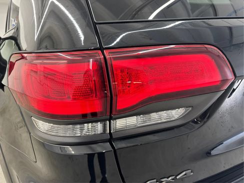 Used 2019 Jeep Grand Cherokee High Altitude AWD/4WD image 33
