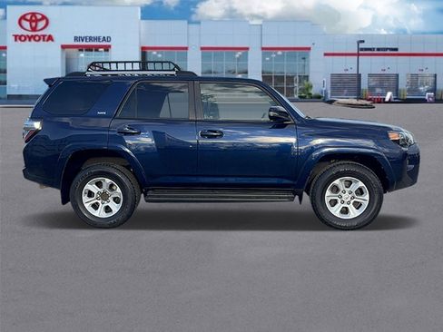 Used 2019 Toyota 4Runner SR5 Premium image 3
