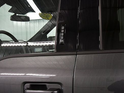 Used 2020 Ford F150 XLT w/ Equipment Group 302A Luxury image 17