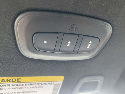 Used 2023 Jeep Grand Cherokee L Summit AWD/4WD image 18