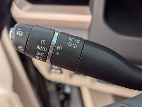 Used 2023 GMC Acadia Denali w/ Denali Technology Package FWD image 26