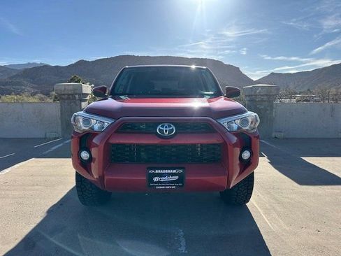 Used 2019 Toyota 4Runner SR5 image 5