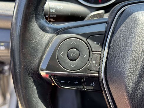 Used 2019 Toyota Camry XSE FWD image 19
