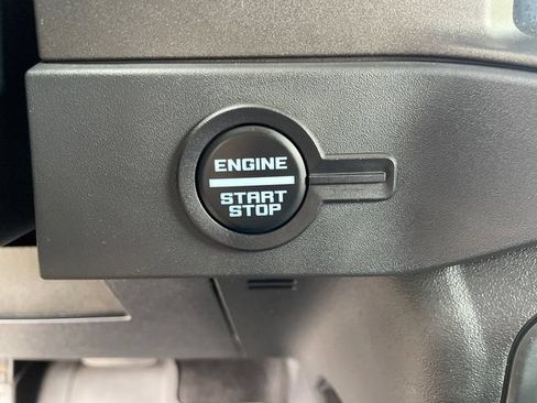 Used 2025 Ford Bronco Badlands w/ Matte Film Protection Package AWD/4WD image 37