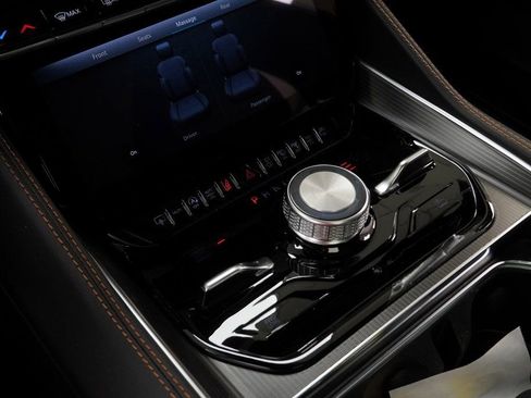 New 2025 Jeep Grand Wagoneer Series III w/ Rear Seat Video Group 1 image 30