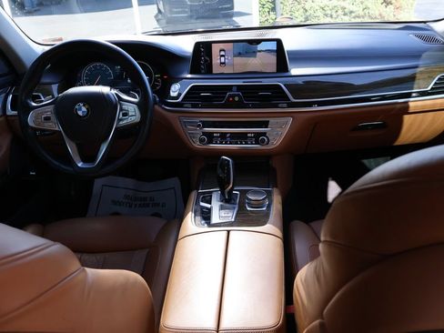 Used 2016 BMW 750i xDrive AWD/4WD image 15