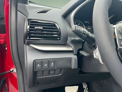 New 2026 Mitsubishi Eclipse Cross SEL AWD/4WD image 23