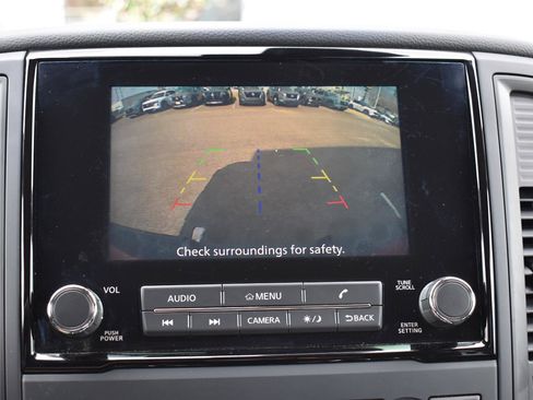 Used 2023 Nissan Titan SV w/ SV Convenience Package image 42