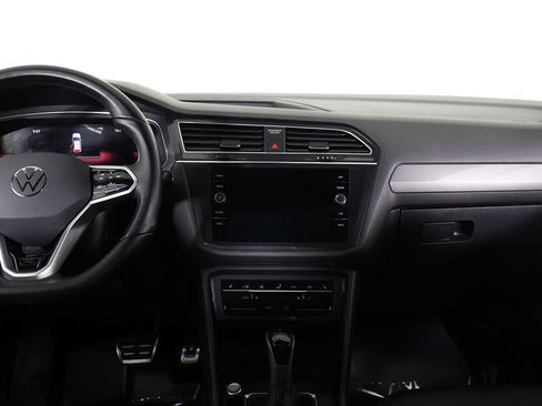 Used 2023 Volkswagen Tiguan SE R-Line FWD image 39