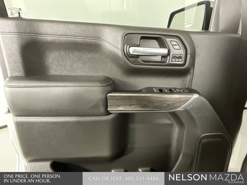 Used 2020 Chevrolet Silverado 1500 LTZ w/ LTZ Texas Edition image 19