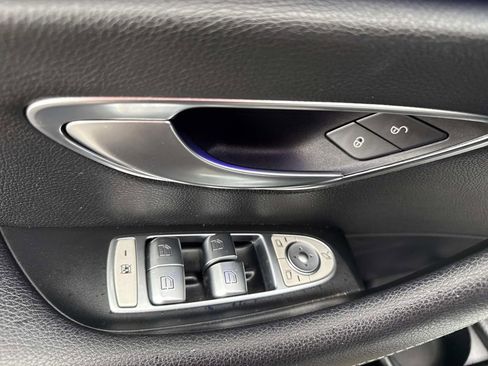 Used 2021 Mercedes-Benz E 350 4MATIC Sedan image 20